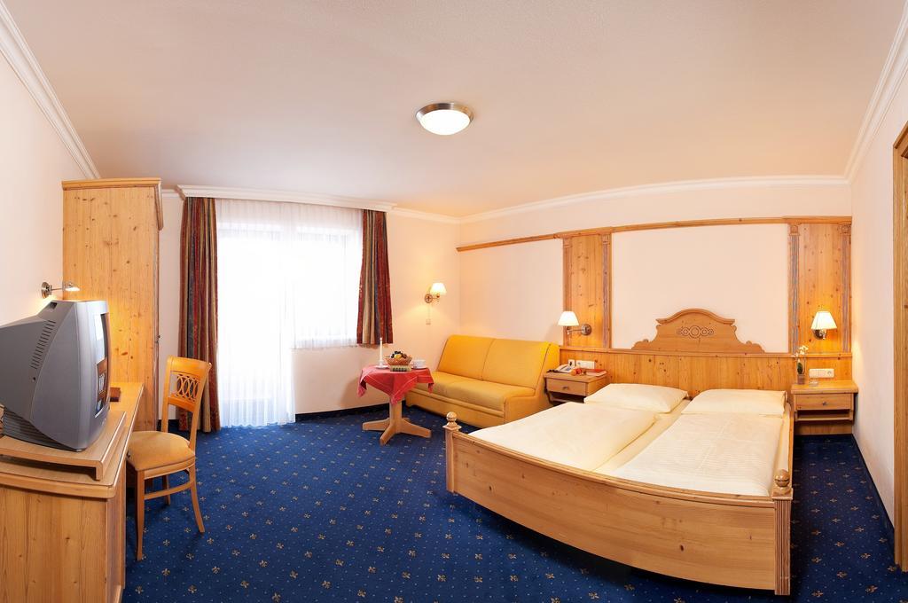 Hotel Schoerhof Saalfelden am Steinernen Meer Szoba fotó